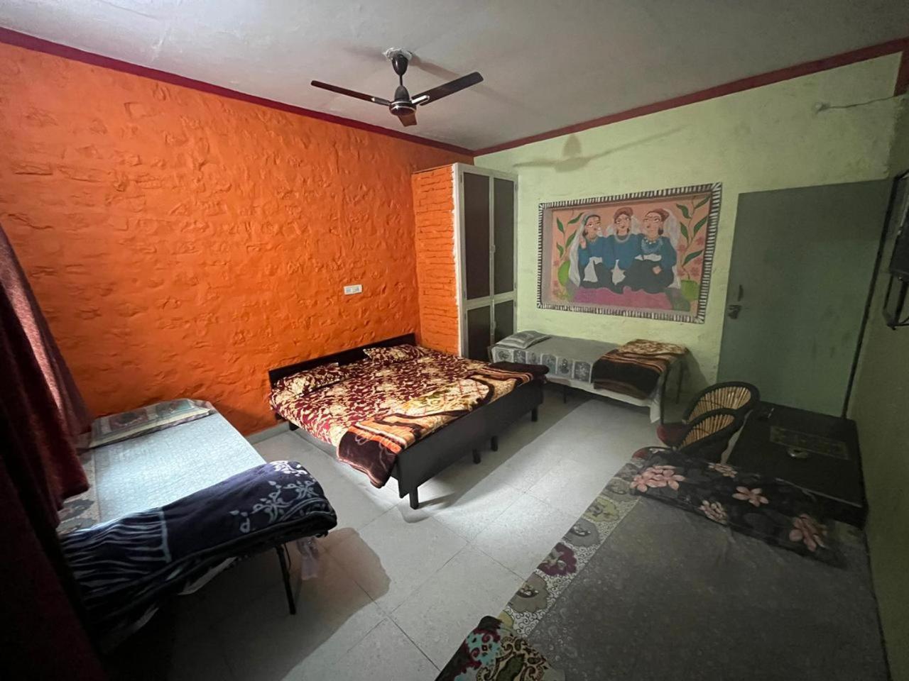 Utsav Riverbank Homestay Haldwāni Esterno foto