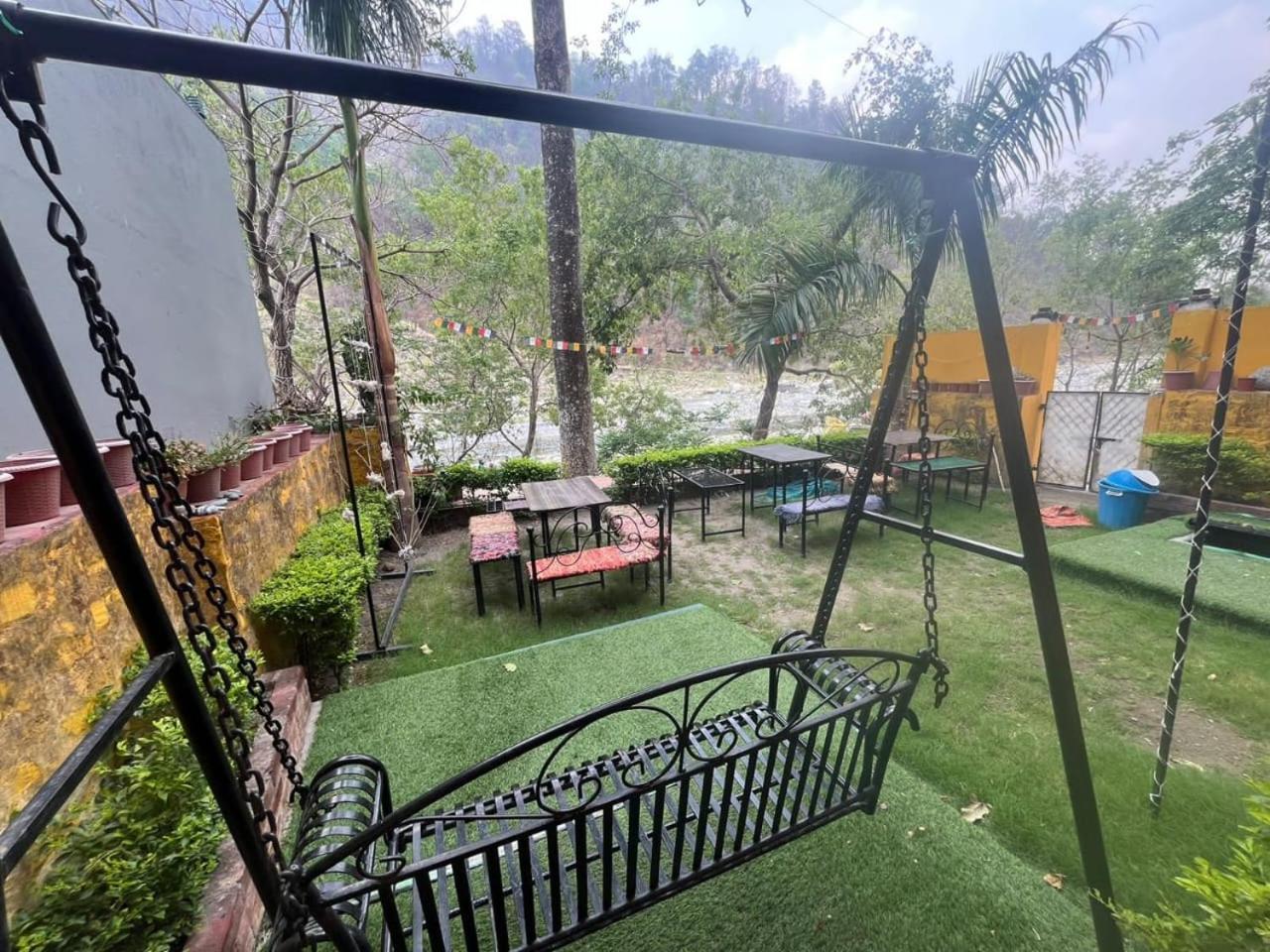 Utsav Riverbank Homestay Haldwāni Esterno foto